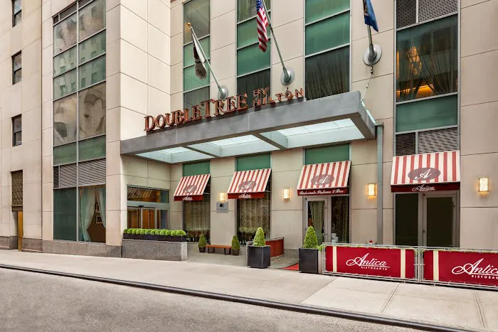 DoubleTree by Hilton New York Downtown Picture 1