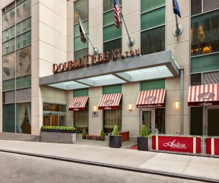 DoubleTree by Hilton New York Downtown