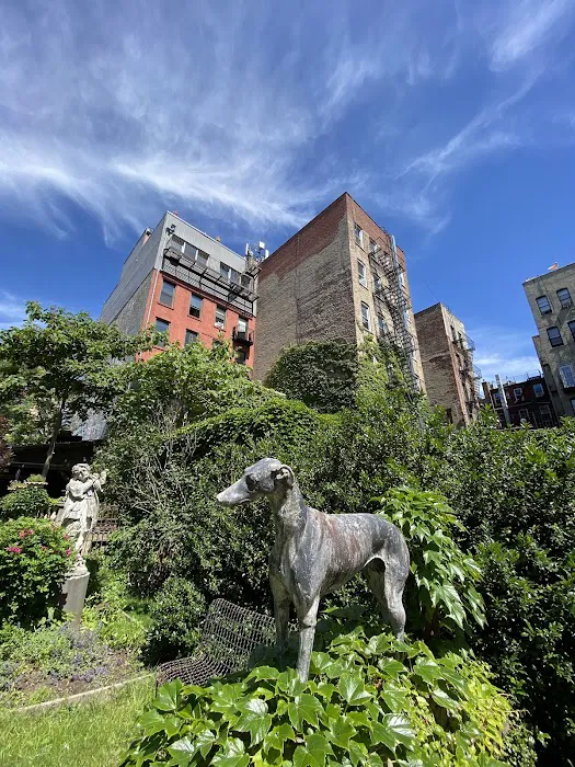 Elizabeth Street Garden Picture 1