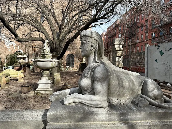 Elizabeth Street Garden Picture 6