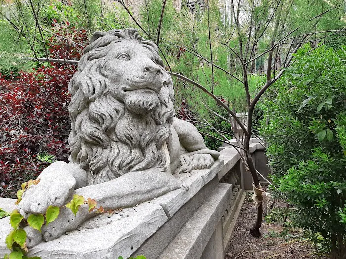 Elizabeth Street Garden Picture 7