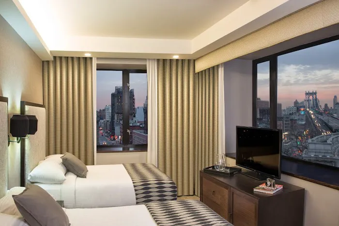 The Leon Hotel Picture 10