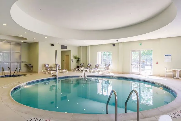 Embassy Suites by Hilton Newark Airport Picture 7