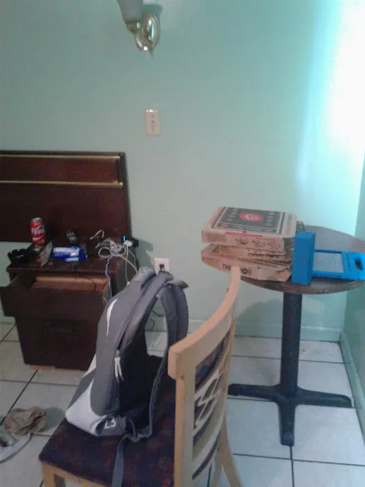 Lincoln Tunnel Motel Picture 4