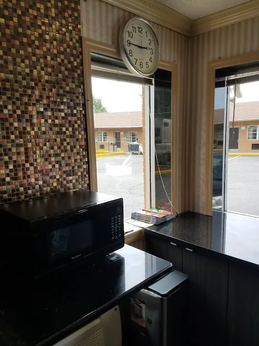 Travelodge by Wyndham Jersey City Picture 9
