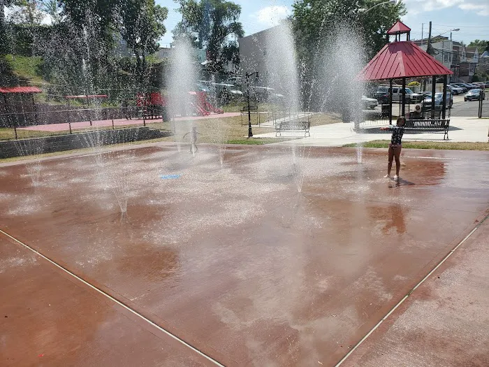 10th Street Park Picture 2