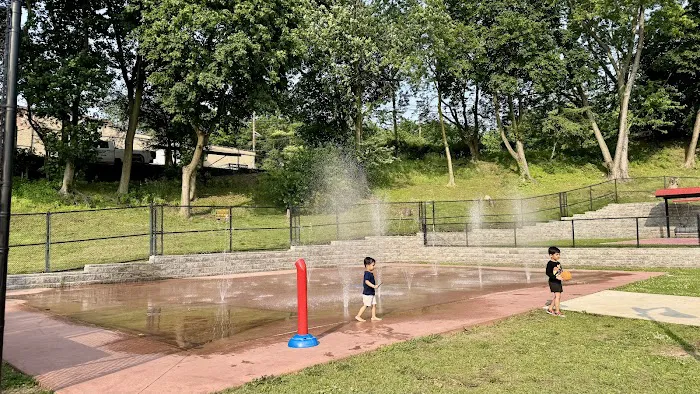10th Street Park Picture 6