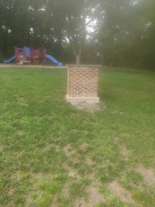 Hillside Park Picture 6