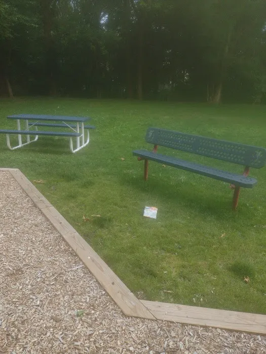 Hillside Park Picture 5