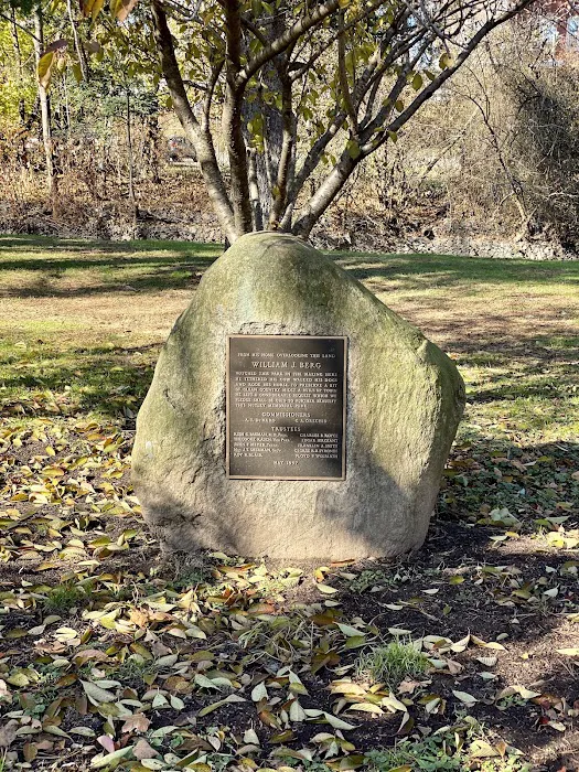 Memorial Park 3 Picture 10