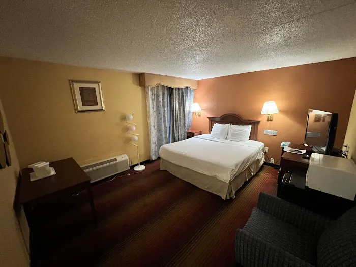 Howard Johnson by Wyndham Clifton NJ Picture 3