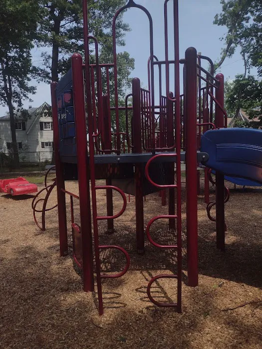 Allwood Park Picture 7
