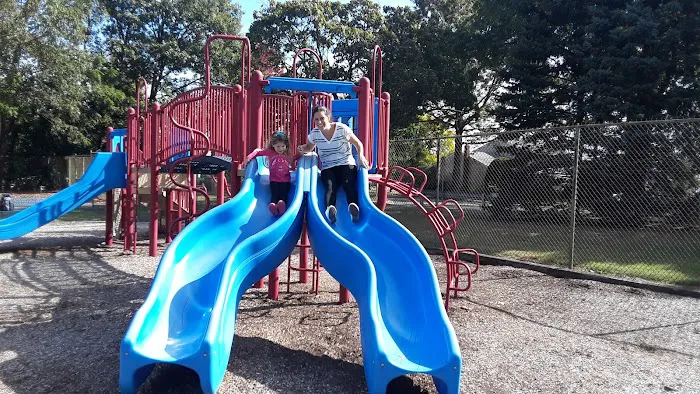 Ravine Park Picture 3