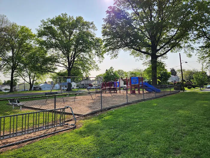 Robin Hood Park Picture 1