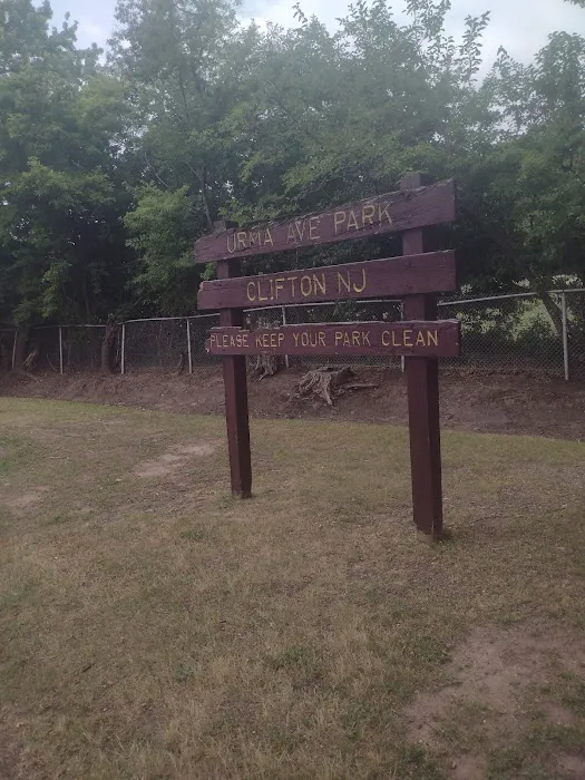 Urma Ave Park Picture 1