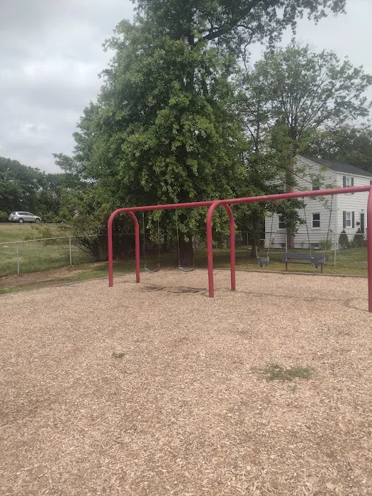 Urma Ave Park Picture 3