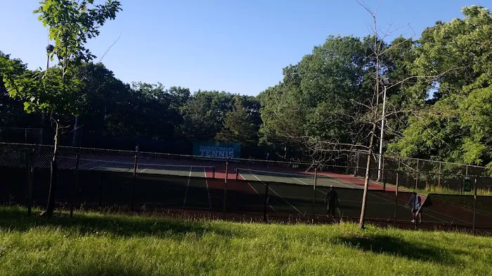 Rose Place Park Picture 9