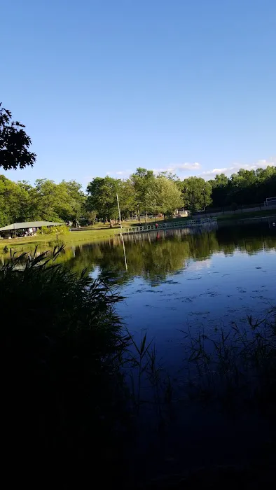 Rose Place Park Picture 7