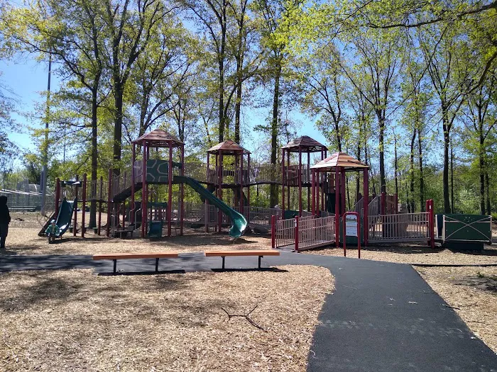 Smith Field Park Picture 4