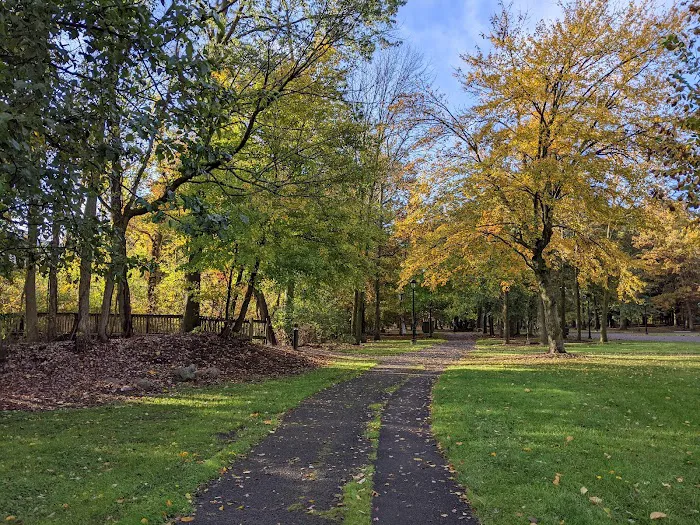 Veterans Memorial Park Picture 6