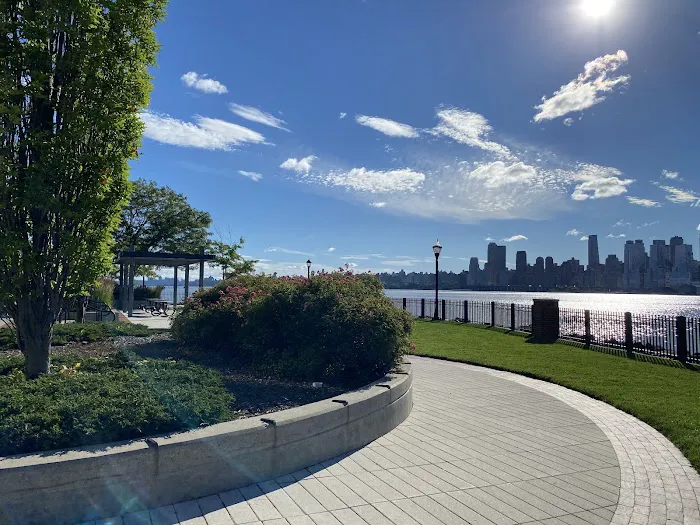 9/11 Memorial Weehawken Picture 5