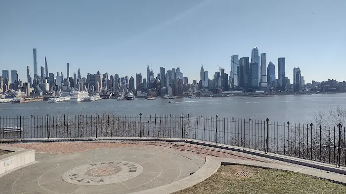Weehawken Dueling Grounds Picture 2