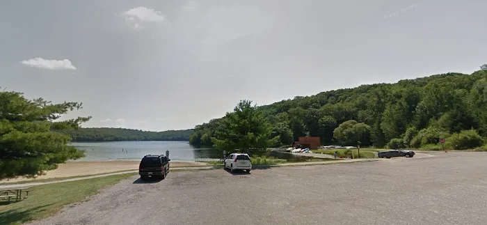 Public boat launch Picture 2