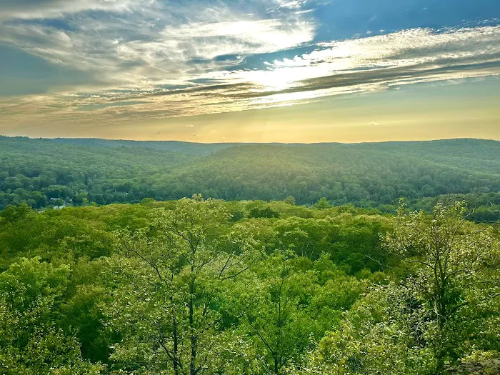 Tuxedo Lookout Picture 9