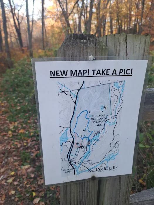 Hudson Highlands Gateway Park Overlook Pond Trailhead Picture 1