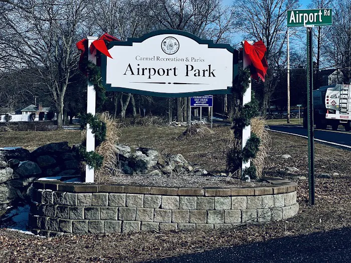 Airport Park Picture 1