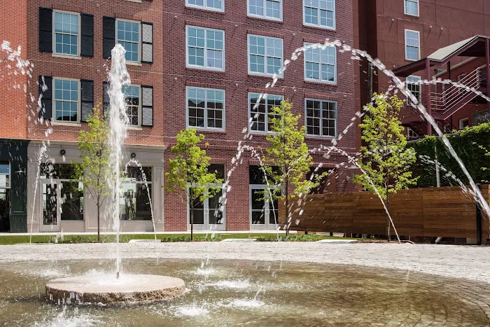 Ironworks Fountain Picture 5