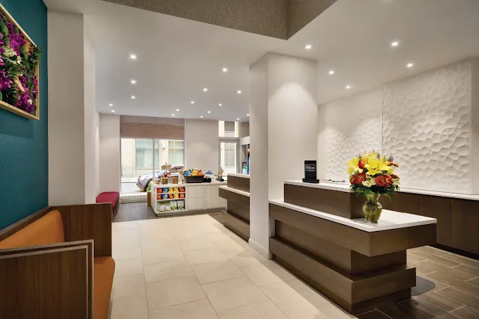 Hilton Garden Inn New York Times Square South Picture 8