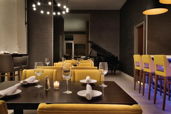 Hilton Garden Inn New York Times Square South Picture 9