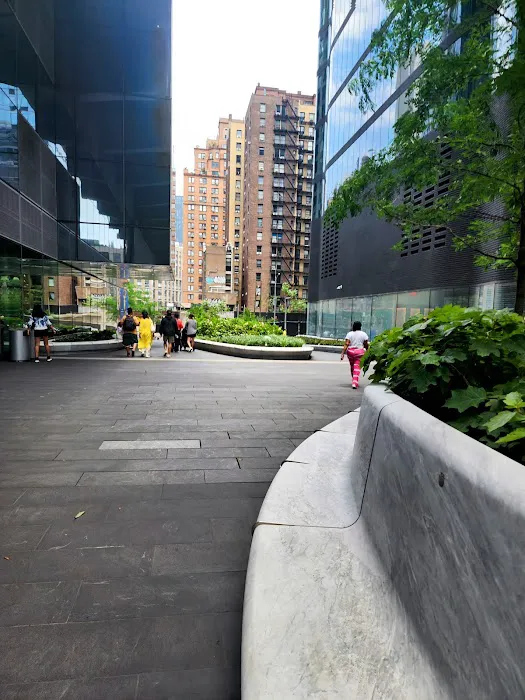 Begin/End High Line Park Picture 1