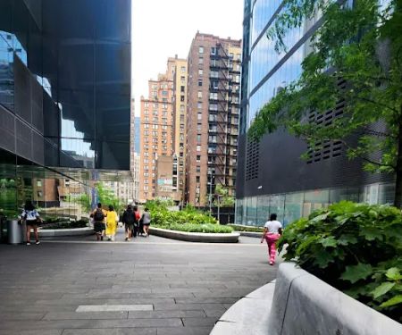Begin/End High Line Park