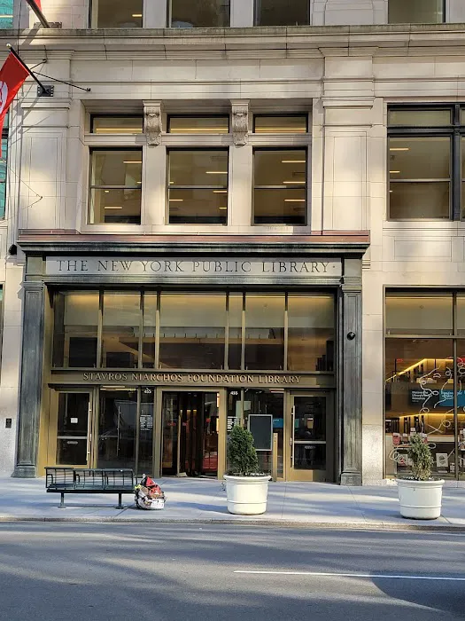 Fifth Avenue Picture 7