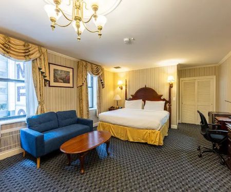 Hotel Stanford