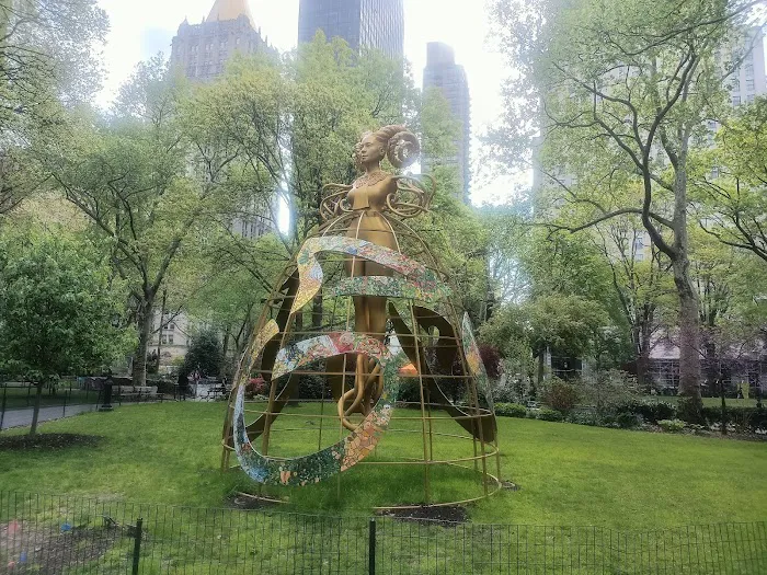 Worth Square Picture 1