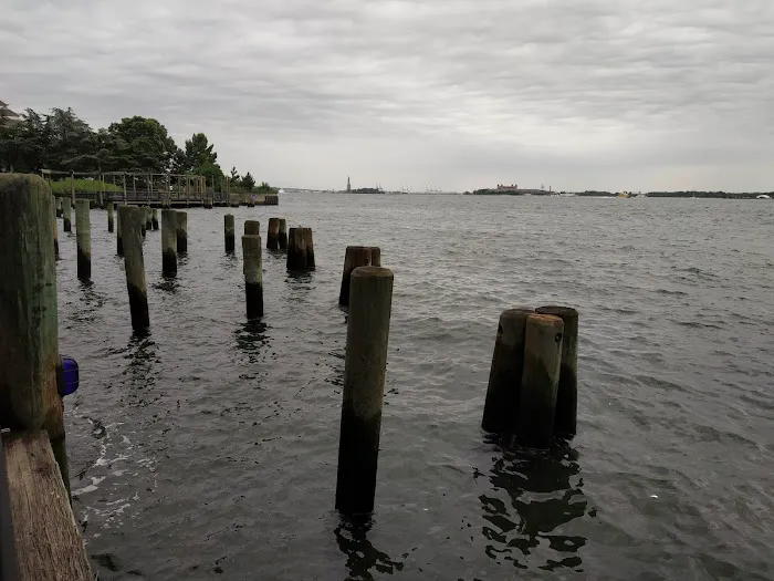 Battery Park Green Line Picture 5