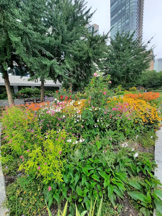Battery Park City Esplanade Picture 2