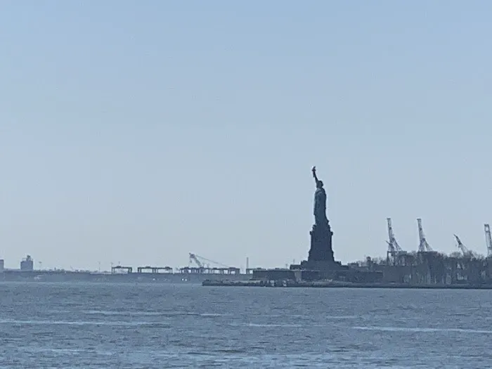 Battery Park City Esplanade Picture 9