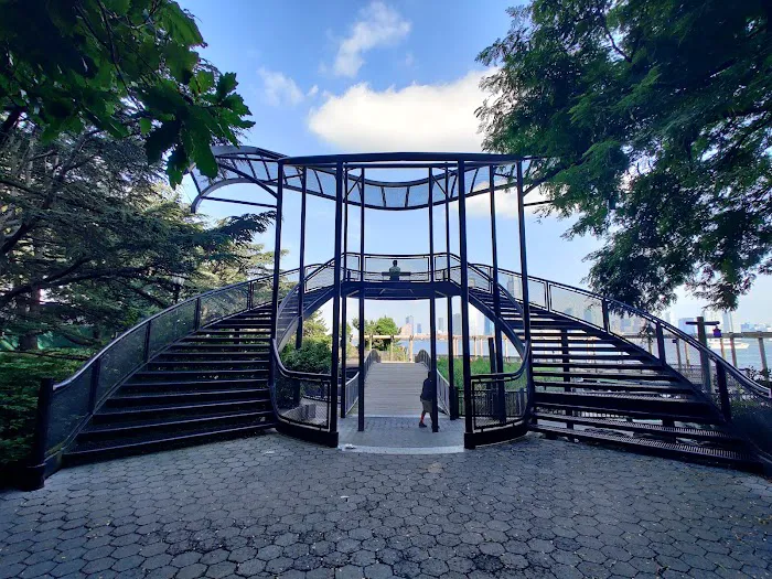 Oasis Park Picture 3