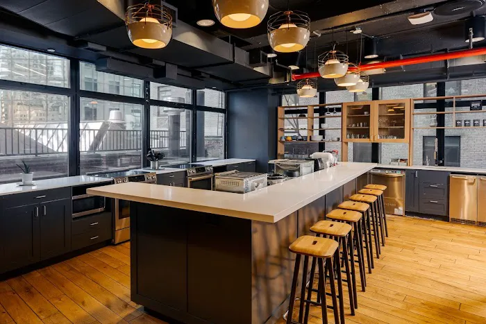 Placemakr Wall Street Picture 5
