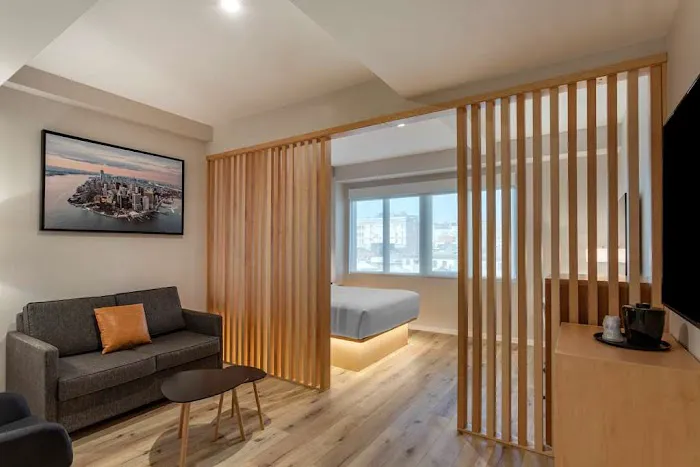 Best Western Plus Soho Hotel Picture 10