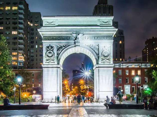 Washington Square Park Picture 4