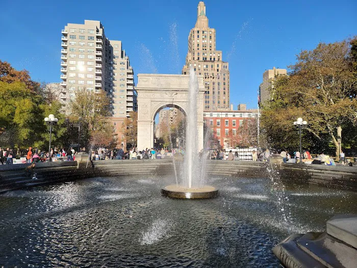 Washington Square Park Picture 9