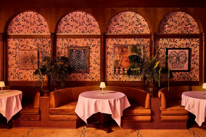 The Twenty Two New York Picture 3