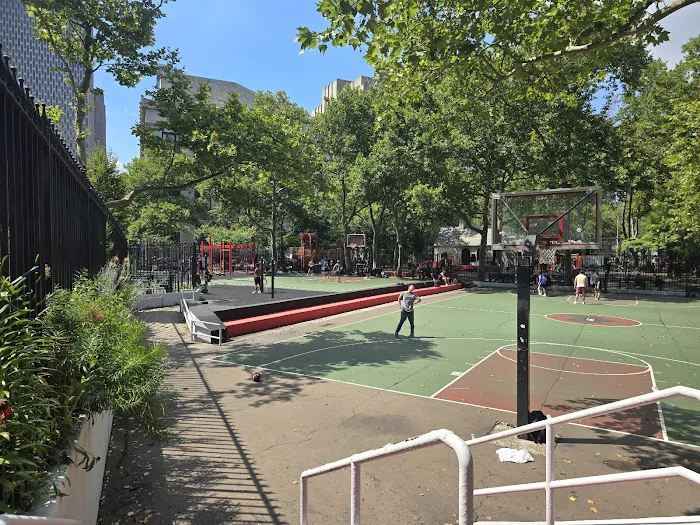 Columbus Park Picture 2