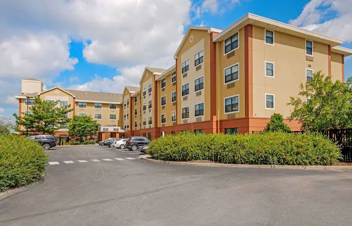 Extended Stay America Suites - Elizabeth - Newark Airport Picture 2