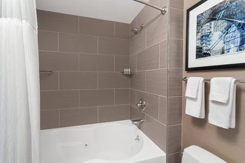 Fairfield Inn & Suites New York Staten Island Picture 4
